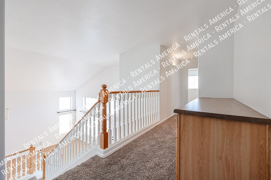 Building Photo - 33251 N Symer Dr