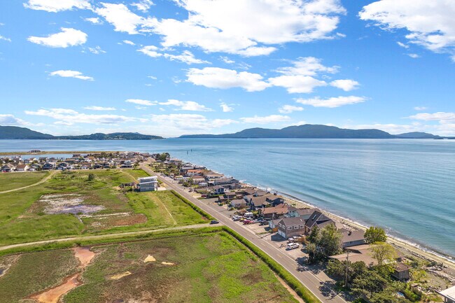 Building Photo - 4183 Sucia Dr