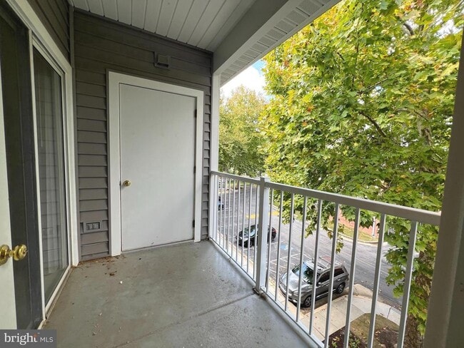 Building Photo - 9312 Groffs Mill Dr
