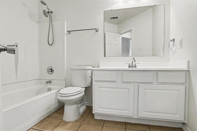 Building Photo - 2521 Ash Creek