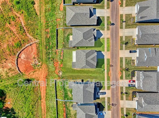 Building Photo - 106 Barred Owl Rd