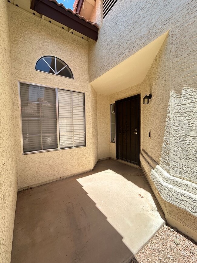 Building Photo - Chandler 3 Bed/ 2 Bath Single Story Home
