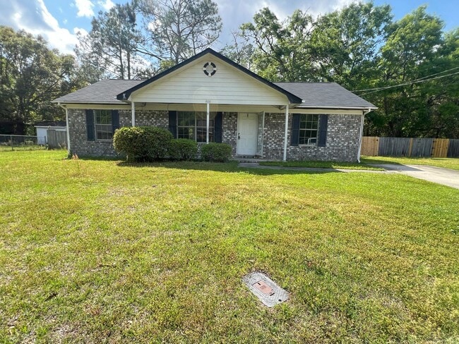 Building Photo - AVAILABLE NOVEMBER [SMALL PETS ONLY]