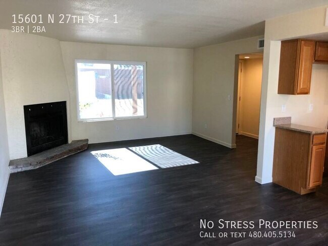Building Photo - 15601 N 27th St