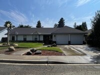 Building Photo - 1112 N Bollinger St