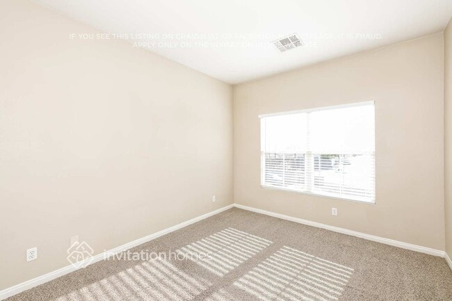 Building Photo - 8428 Opal Splendor Ave