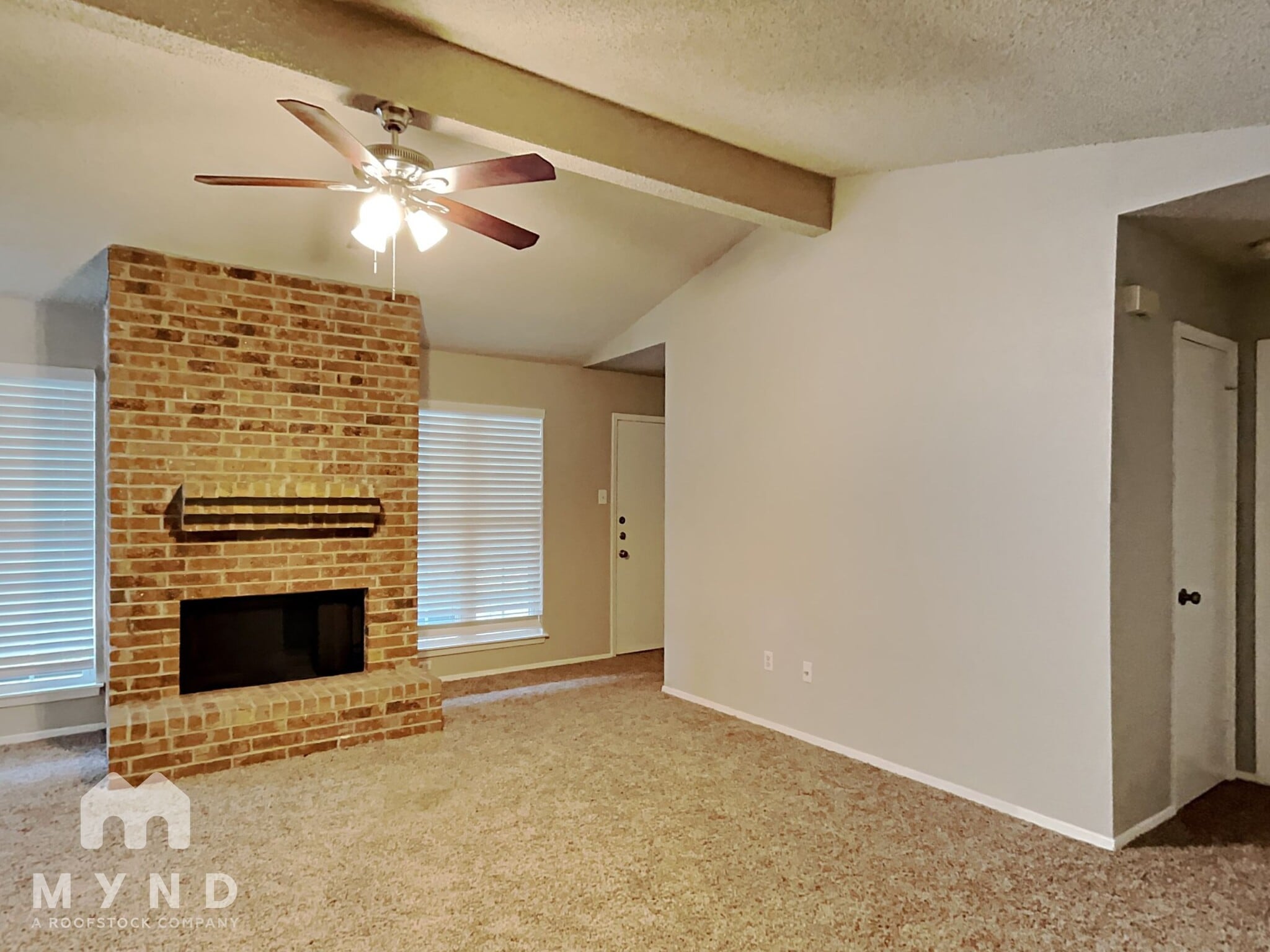 Building Photo - 4801 Meadowood Dr