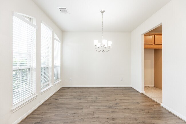 Building Photo - 17923 Alora Springs Trace