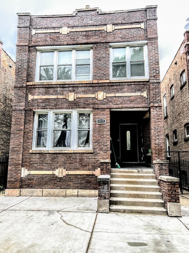 4838 W Barry Ave 4838 W Barry Ave Chicago IL 60641 Apartment Finder