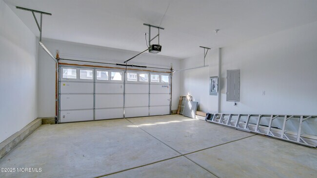 Building Photo - 109 Sofia Dr