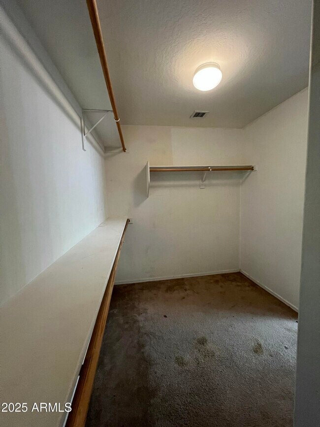 Building Photo - 14711 W Riviera Dr