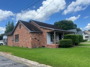 Building Photo - 501 St Patrick St