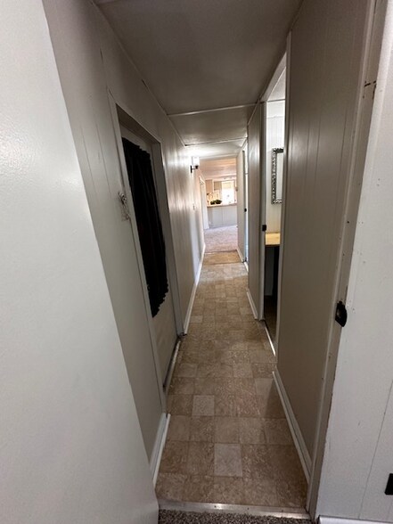 Building Photo - 111 Brighttown Rd