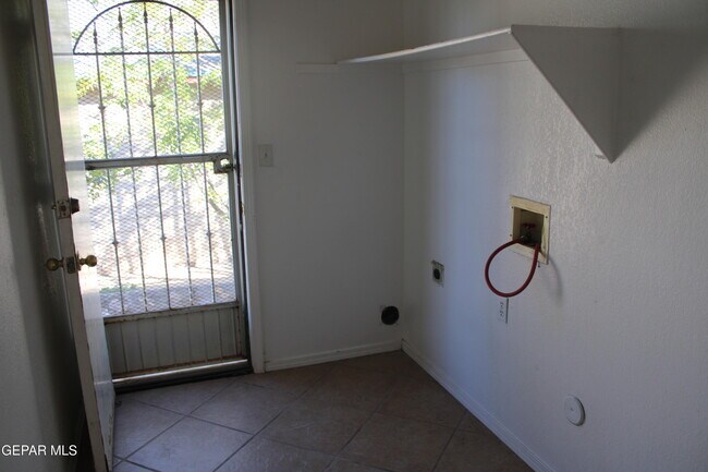 Building Photo - 11756 Bell Tower Dr