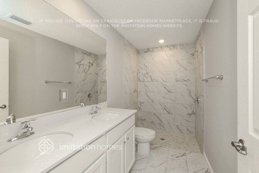 Building Photo - 3851 SW Janiga St