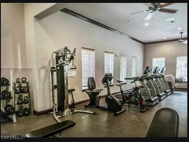 Building Photo - 8570 Evernia Ct