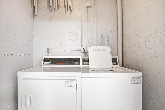 Building Photo - 1800 N Congress Ave