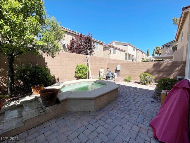 Building Photo - 9873 Belle Marie Ct