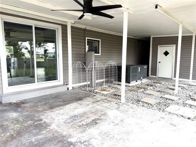 Building Photo - 6623 SW 84th St