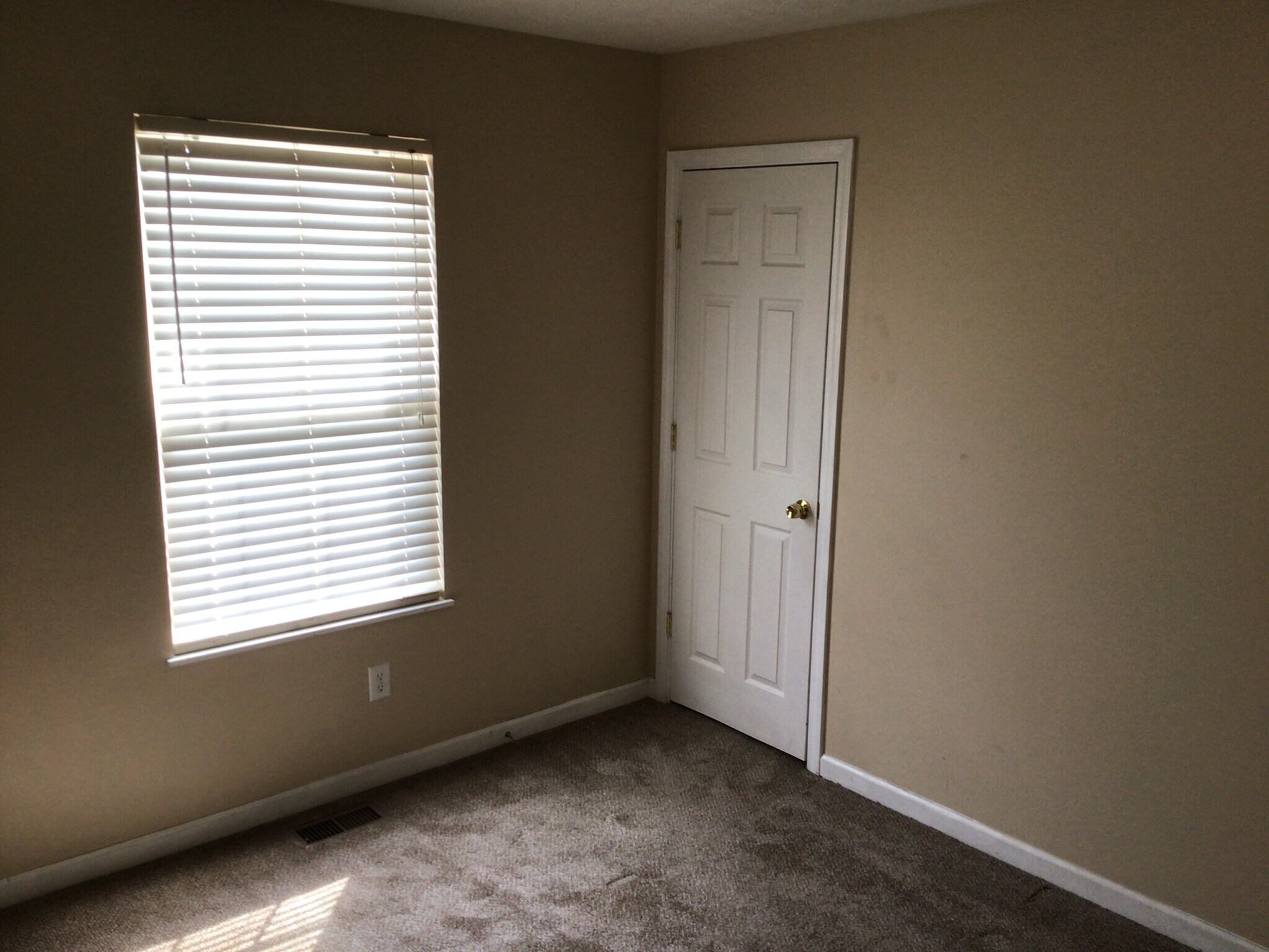 Building Photo - 8412 Celestial Cir
