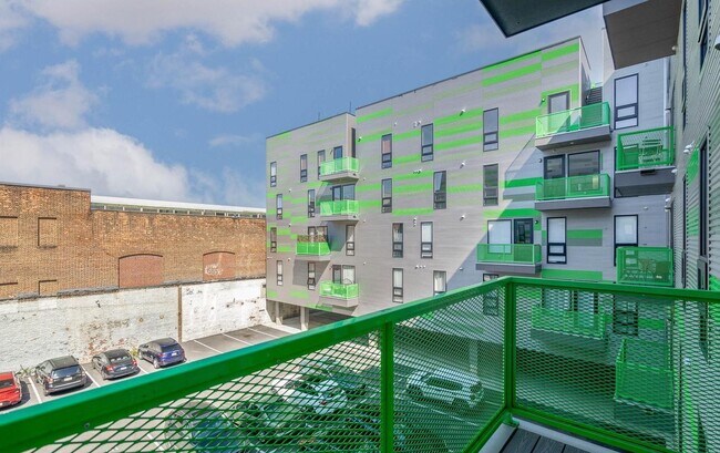 Building Photo - 1501 N 31st St