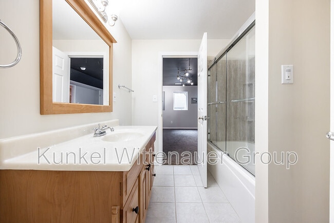 Building Photo - 1313 Winding Creek Ct
