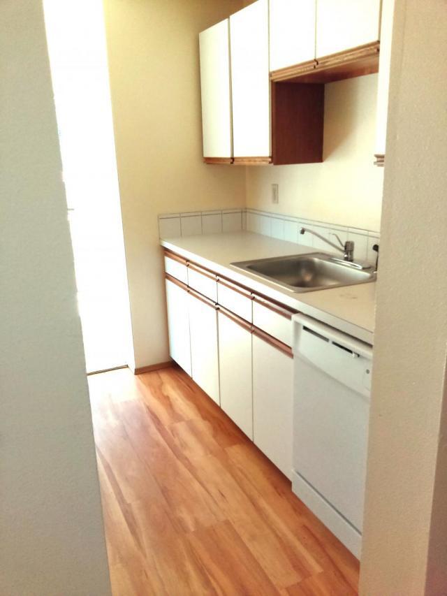 Building Photo - 1 bedroom in Seattle WA 98116