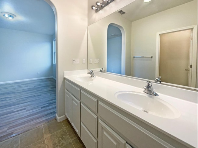 Building Photo - 3039 Torland St