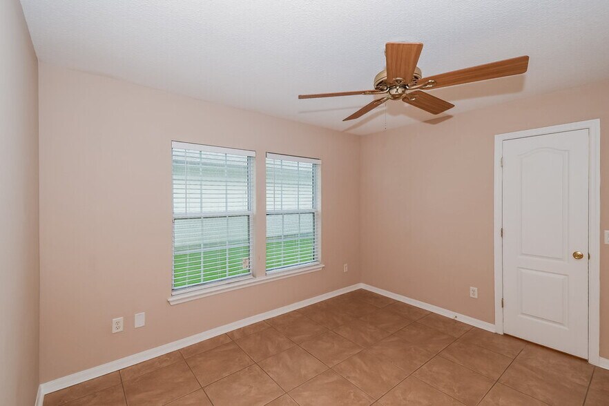 Building Photo - 2978 Captiva Bluff Rd N
