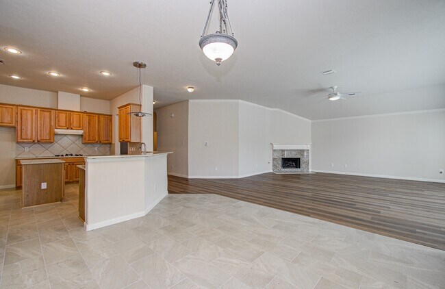 Building Photo - 17611 Emerald Garden Ln