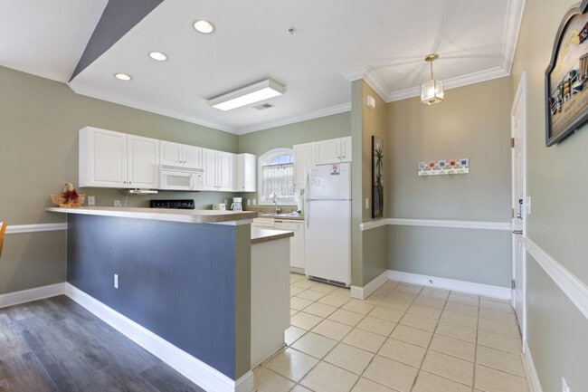 Building Photo - 4878 Dahlia Ct