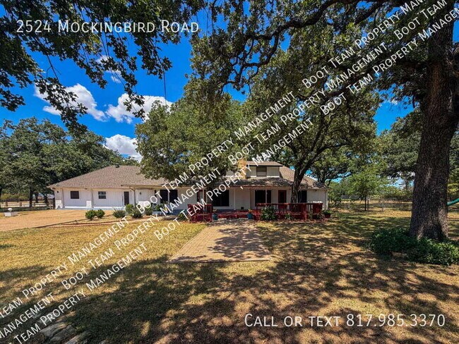 Building Photo - 2524 Mockingbird Rd