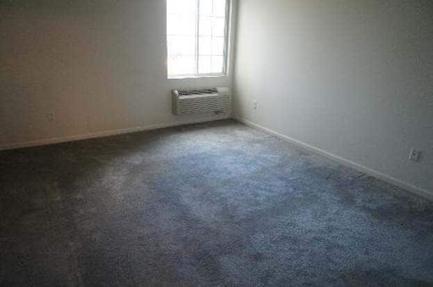Building Photo - 124 Bertram Dr