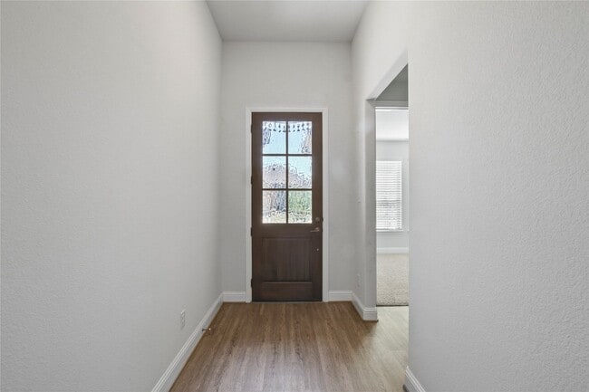 Building Photo - 3121 Sunnyside Dr
