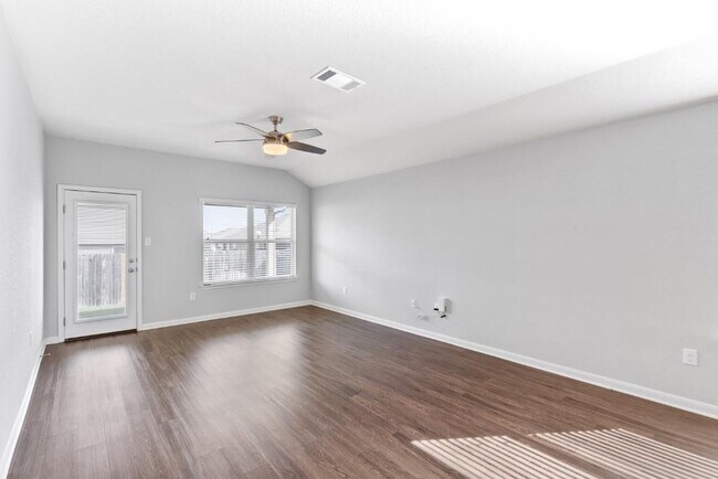 Building Photo - 2521 McCrae
