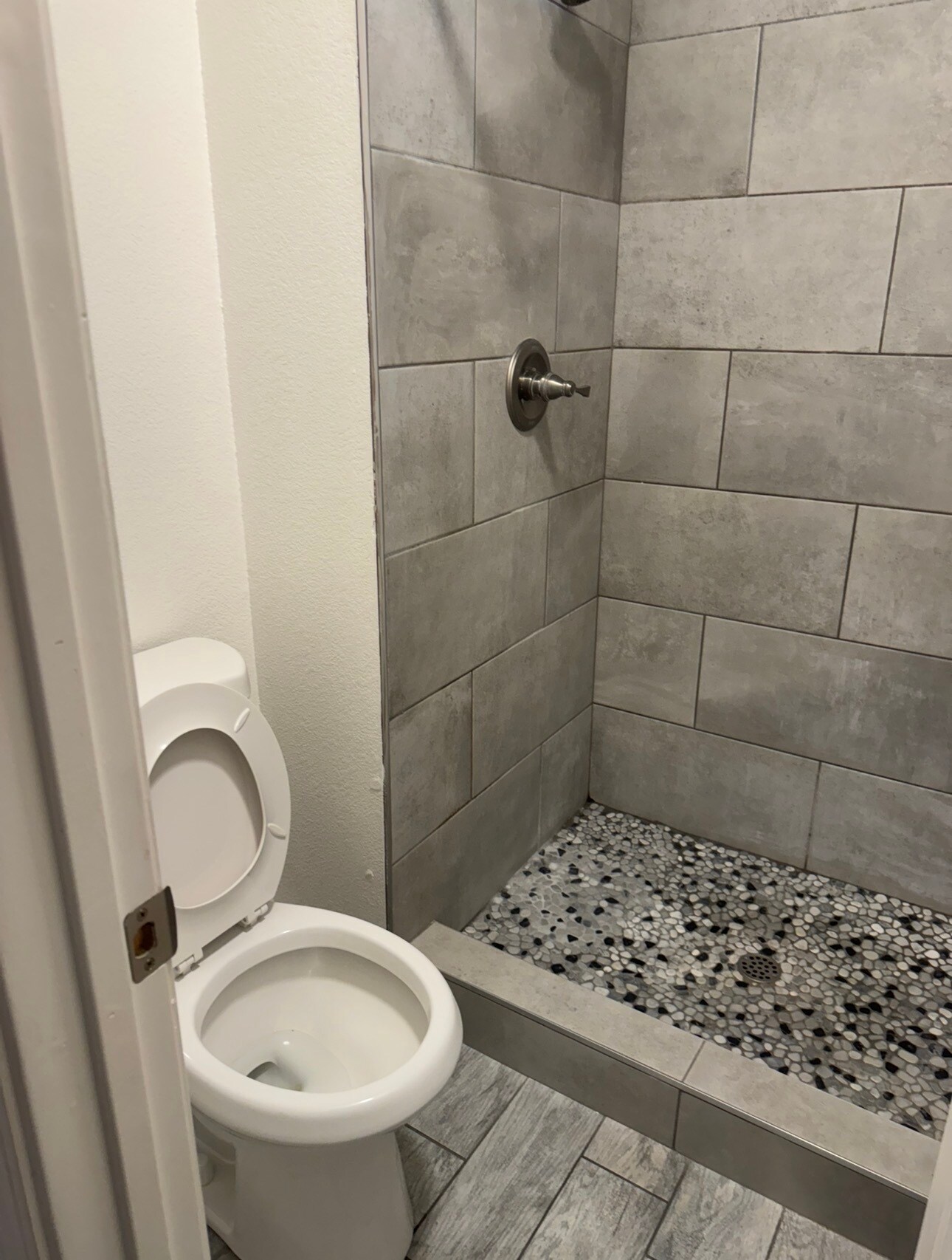 Building Photo - 6113 Francine Dr