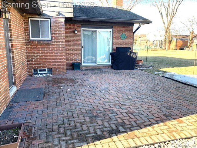 Building Photo - 27208 Hystone Dr