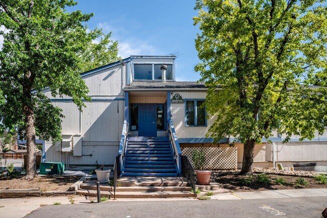 Building Photo - Top Floor Cottonwood Villas Condo - Availa...
