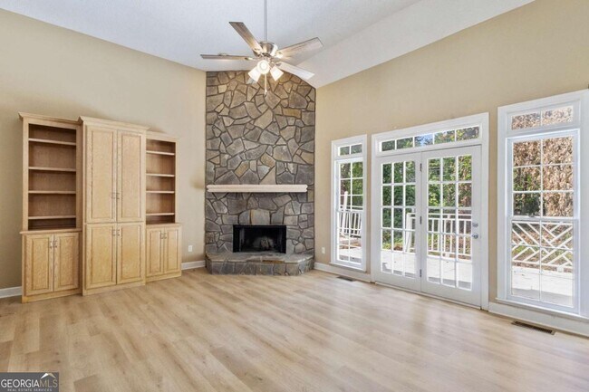 Building Photo - 4565 Ashmore Cir