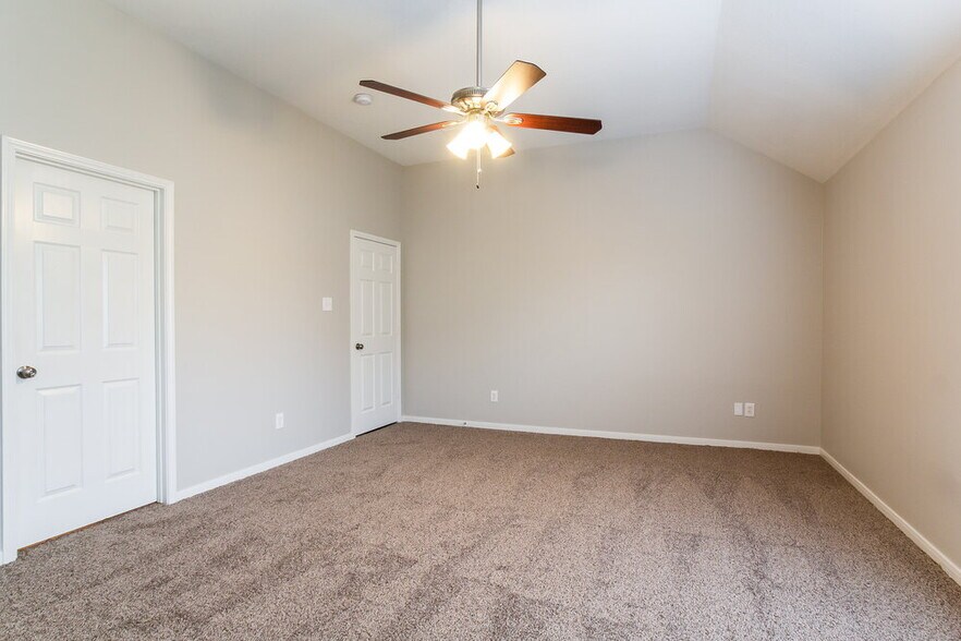 Building Photo - 4227 Forest Rain Ln