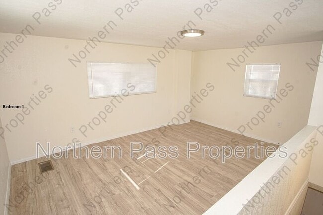 Building Photo - 7320 Dale Rd