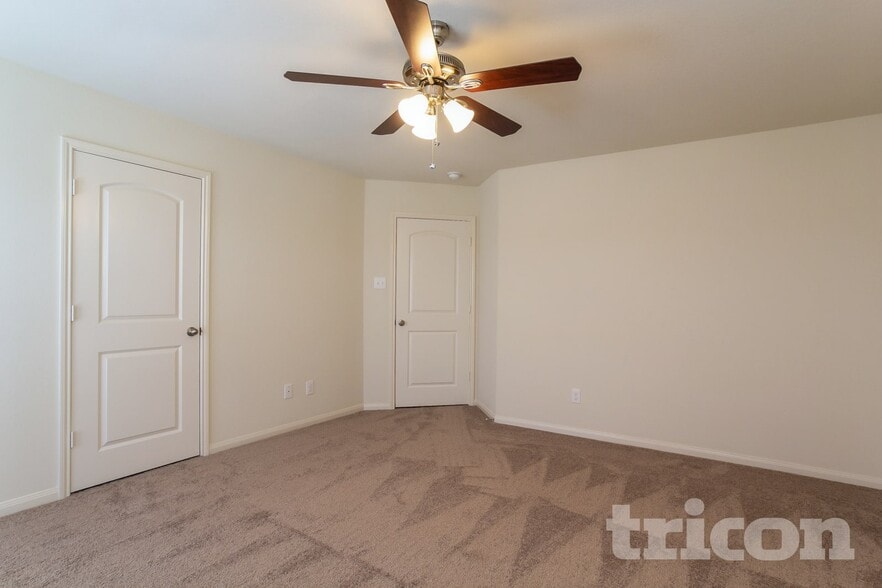 Building Photo - 2437 Regatta Ln
