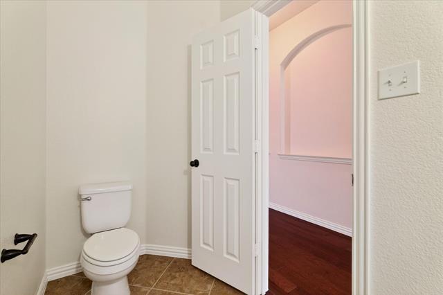 Building Photo - 350 Falstaff Dr