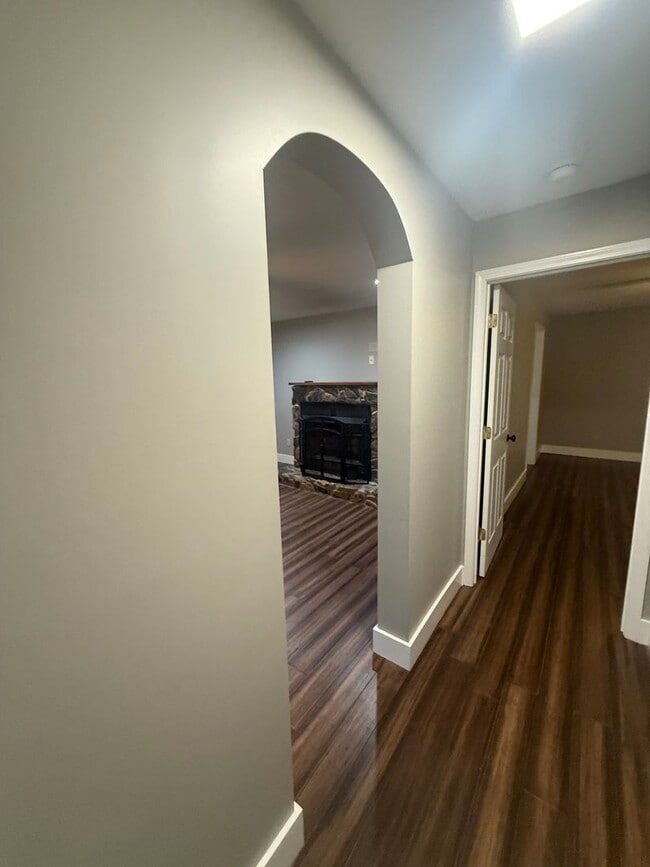 Building Photo - 167 Wagon Wheel Ln