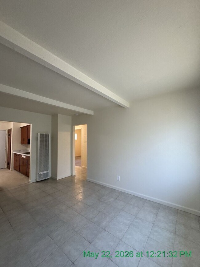 Building Photo - 3236
