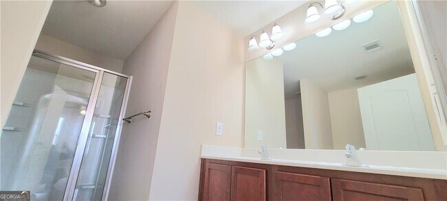 Building Photo - 2472 Mildon Hall Ln