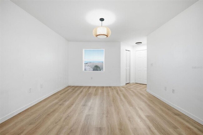 Building Photo - 3038 Parkway Blvd