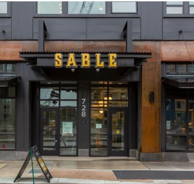 Building Photo - FURNISHED STUDIO IN THE HEART OF THE NORTH LOOP - UTILITIES INCLUDED!