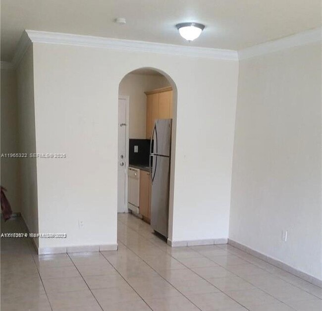 Building Photo - 981 NE 169th St