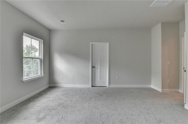 Building Photo - 953 Woods Chapel Rd